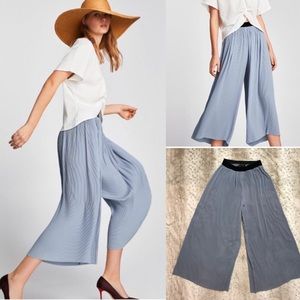 ZARA Light Blue Pleated Cropped Trouser Culottes